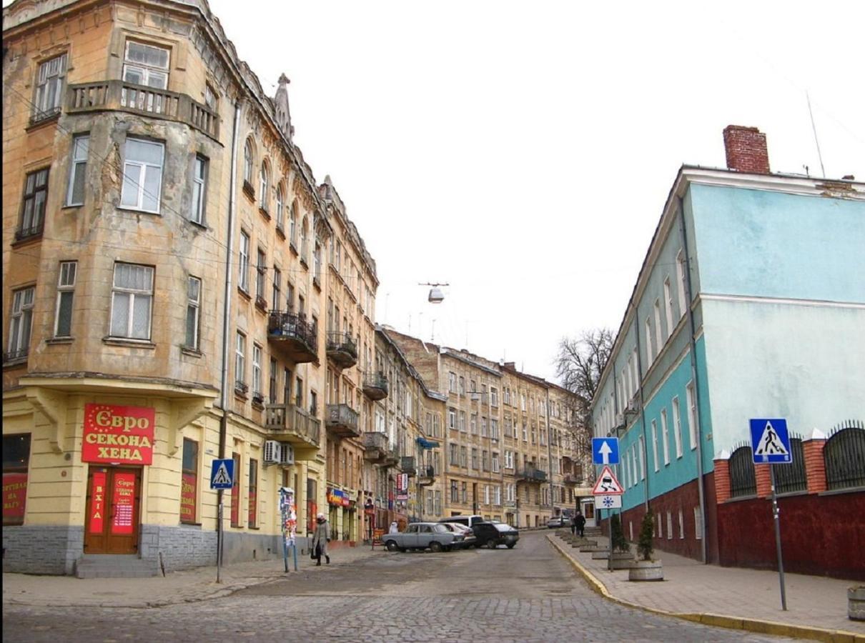 Mіні- Економ Апартаменти В Центральній Частині Львова Luaran gambar